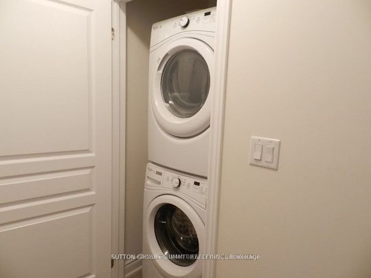 For Lease - 3170 Erin Mills Parkway Unit# 112, Mississauga, Ontario - Photo 1