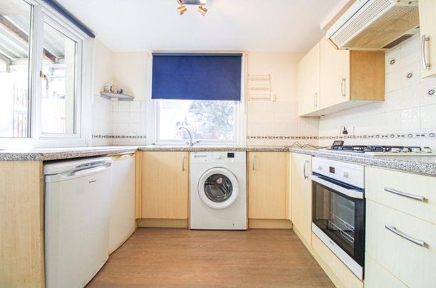 2 bedroom house to rent - Photo 1