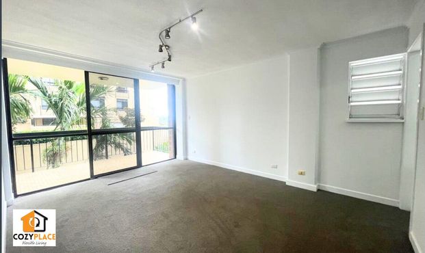 East Brisbane - Photo 1