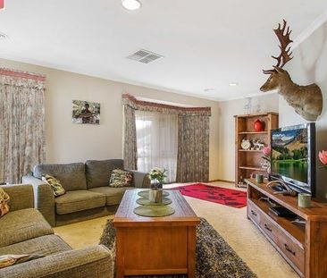 Spacious 4-Bedroom Home - Photo 5