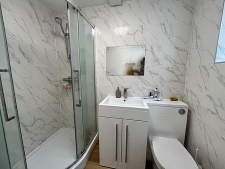 Room in a Shared House, The Malt House, BS2 - Photo 2