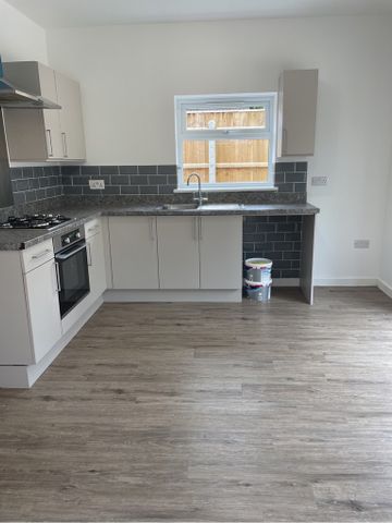 Beresford Road, Poole - Photo 2