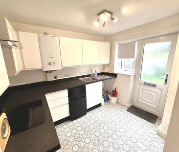 2 bedroom apartment to rent - Photo 3