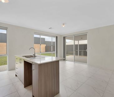 Neat, stylish and New- Ready to move in! - Photo 6