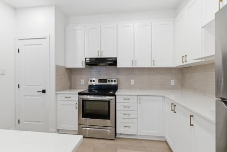 For Lease - 289 Anyolite Private, Barrhaven, Ontario - Photo 3