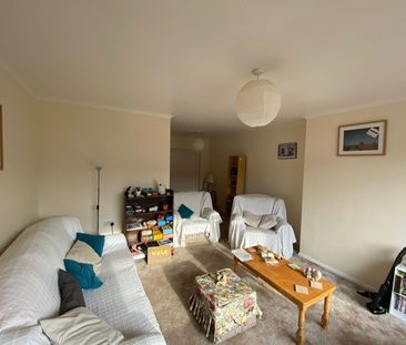 4 bed semi-detached house to rent in Norvic Drive, Norwich, Norfolk - Photo 1