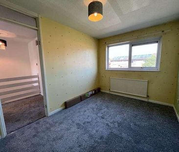 Earlesdon Crescent, Little Hulton, Manchester, M38 - Photo 1