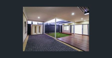 Executive-Style Home Moments from the Beach and Westfield Marion - Photo 3