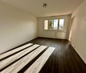 Location Appartement 2 pièces 50m² CANTELEU 76380 - Photo 1