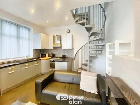 Donald Street, CARDIFF - Photo 2