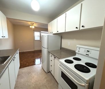 For Lease - 7 Helene Street Unit# 301, Mississauga, Ontario - Photo 3