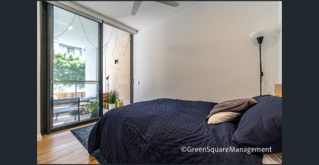 Luxury One Bedroom with Large Study - Photo 3