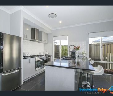 Stunning Family Home - Photo 3