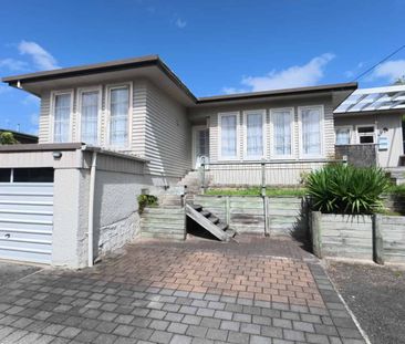 Large Family Home - Photo 5