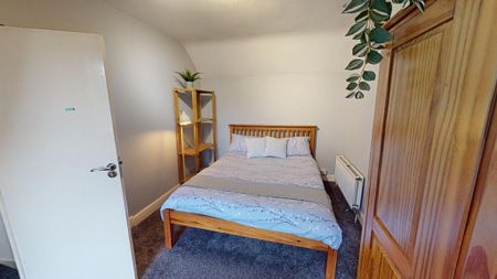 3 bedroom terraced house to rent - Photo 2