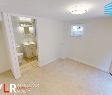 House in Vancouver East Side, BC - Photo 5