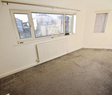 4 bedroom apartment to rent - Photo 3