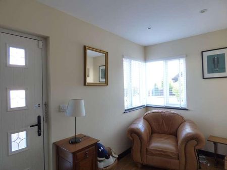 Abbots Close, Brentwood, CM15 - Photo 4