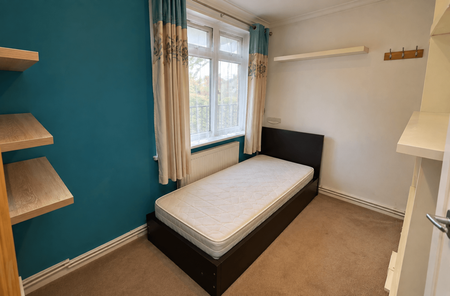 3 bedroom flat to rent - Photo 5