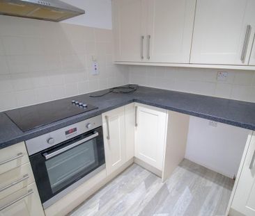 1 bedroom flat to rent - Photo 4