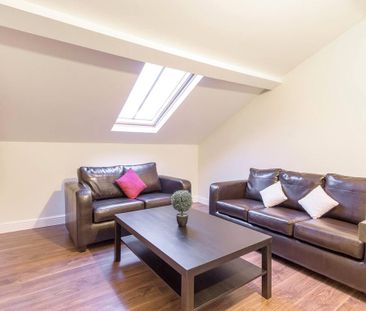 3 bedroom apartment to rent - Photo 1