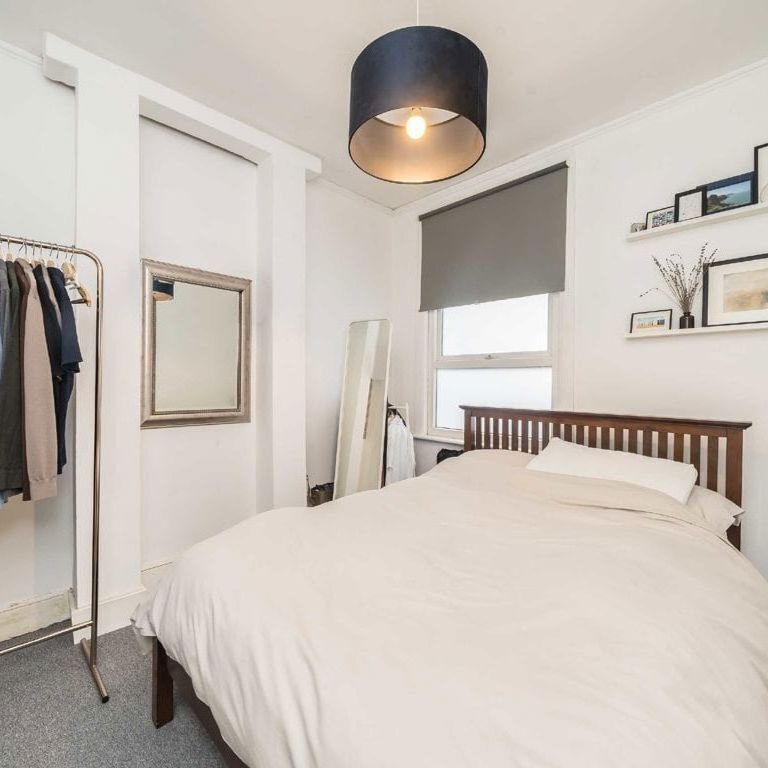 Ferrers Road, SW16 6JQ, London - Photo 1