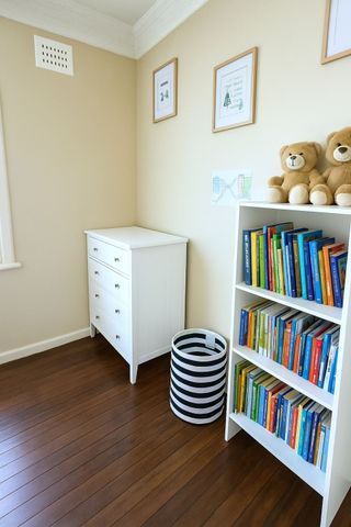 Lovely Family Home in Prime Location! - Photo 5