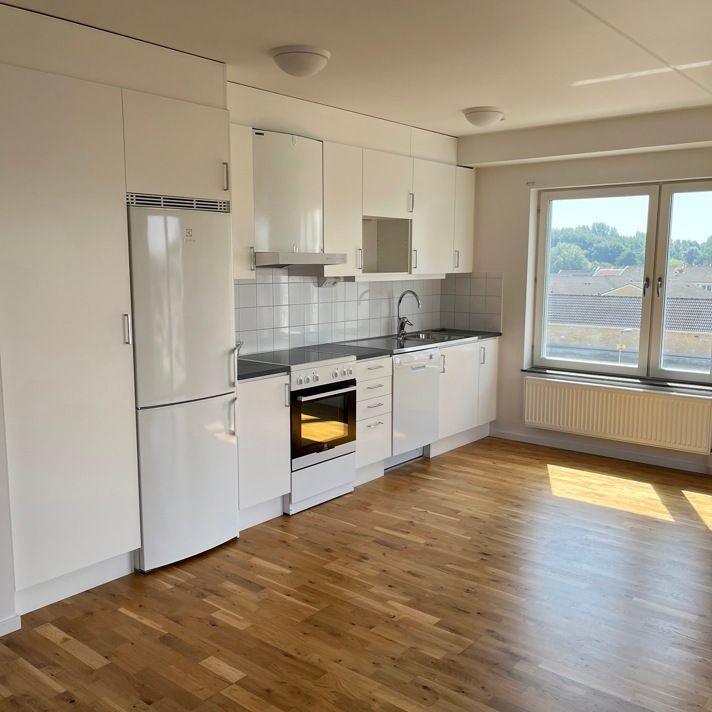 Lertegelvägen 37, Oxievång - Photo 1