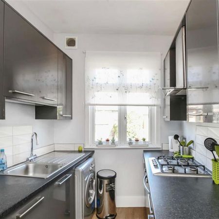 1 bedroom flat to rent - Photo 4