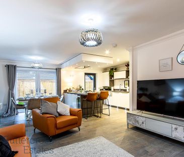 2 bedroom detached bungalow to rent - Photo 2