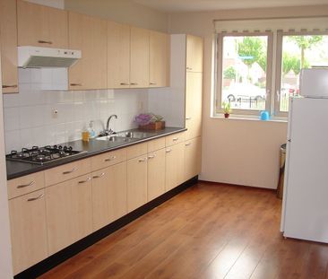 Huis te huur: Fedoralaan 2 2152 DG Nieuw-Vennep - Foto 4