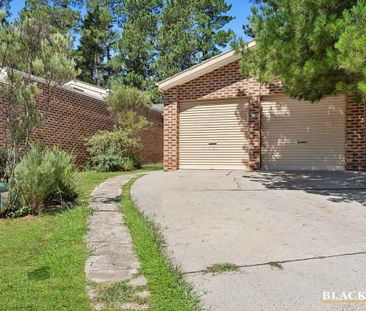 Spacious, low maintenance home - Photo 2