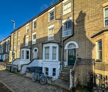 1 bedroom in a house share to rent - Photo 3