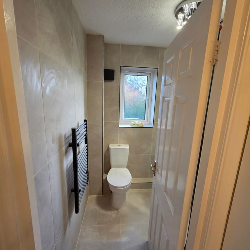 Navigation Way, Blackburn - Photo 1