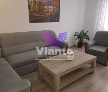 Casa 7 Camere, 3 Bai, cu Teren -500mp - Lazaret - Photo 2