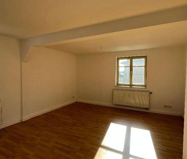 Schöne 3-Raum-Wohnung in ruhiger Lage mit schönem Weitblick - Foto 1