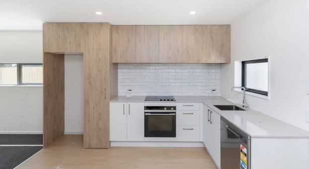 Modern Comfort and Convenience - Photo 1