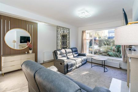 3 bedroom semi-detached house to rent - Photo 2