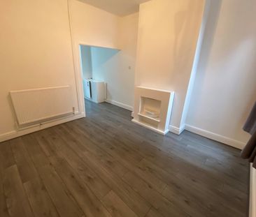 2 bedroom house - terraced to rent - Photo 3