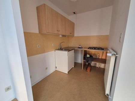 Location Appartement 3 pièces 41m² MACON 71000 - Photo 4