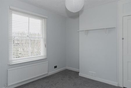 2 bedroom house to rent - Photo 2
