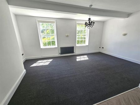 South Brink, Wisbech - Photo 2