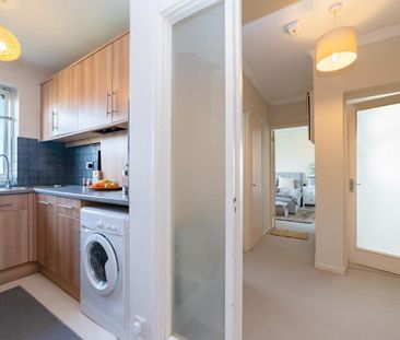 1 bedroom flat to rent - Photo 4