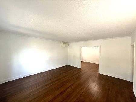 For Lease - 976 Avenue Road, Toronto, Ontario - Photo 5