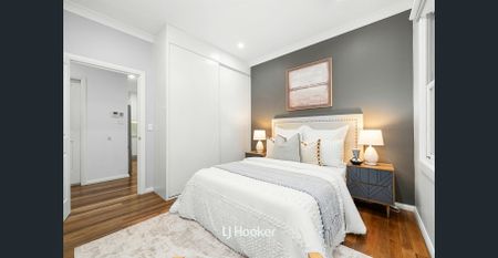 Lovely Modern Family Home for Convenient Lifestyle - Photo 3