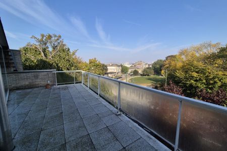 FOREST - FACE AU PARC - Photo 4