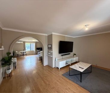 137 Osprey Dr, Yangebup - Photo 2