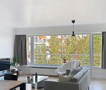 Appartement te huur in Sint-Andries voor € 820 met 2 slaapkamers - Photo 3