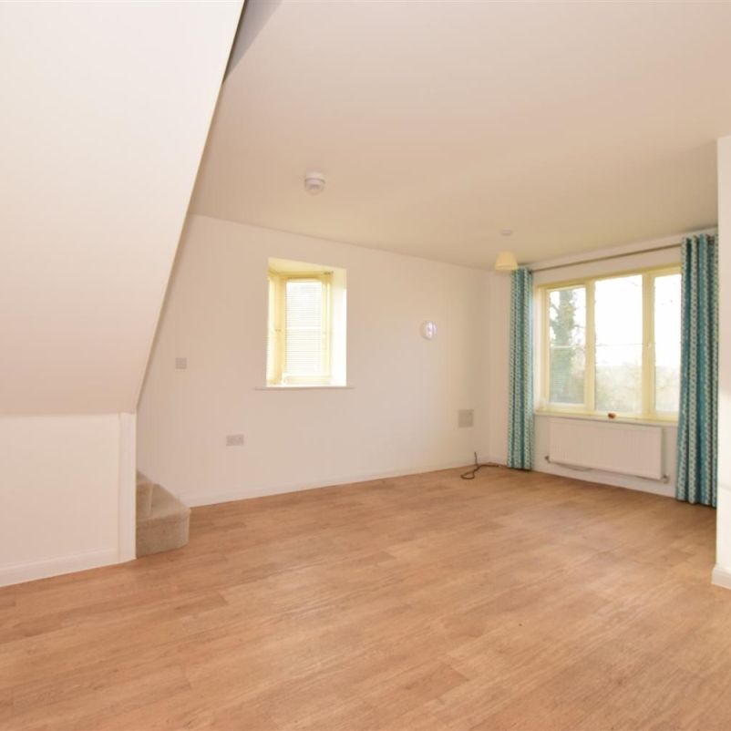 2 bedroom semi-detached house to rent - Photo 1