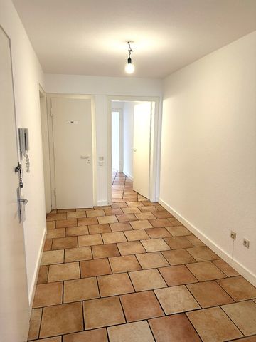 Düsseldorf-Düsseltal! Frisch renovierte 3-Zimmer-Balkonwohnung mit PKW-Stellplatz! - Foto 5